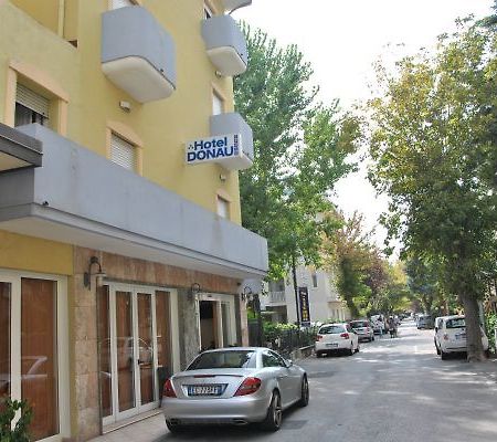 Donau Hotel Римини Екстериор снимка